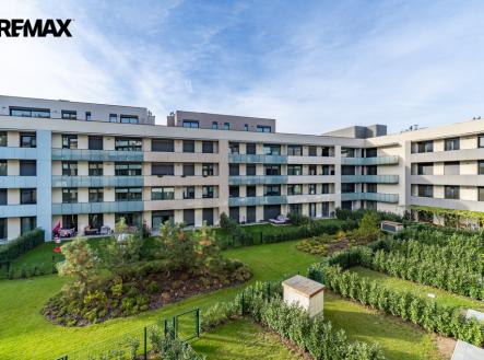Pronájem bytu, 3+kk, 196 m²