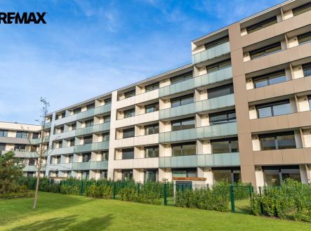 Pronájem bytu, 3+kk, 196 m²