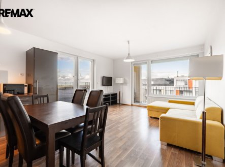 Pronájem bytu, 2+kk, 58 m²