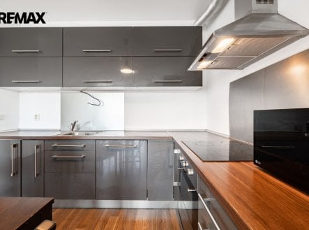Pronájem bytu, 2+kk, 58 m²
