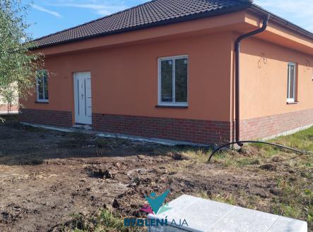 Prodej - dům/vila, 180 m² obrázek