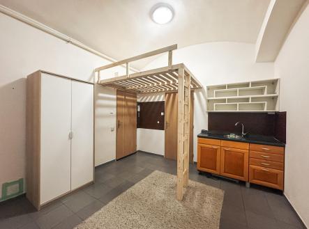 Pronájem bytu, 1+kk, 20 m²