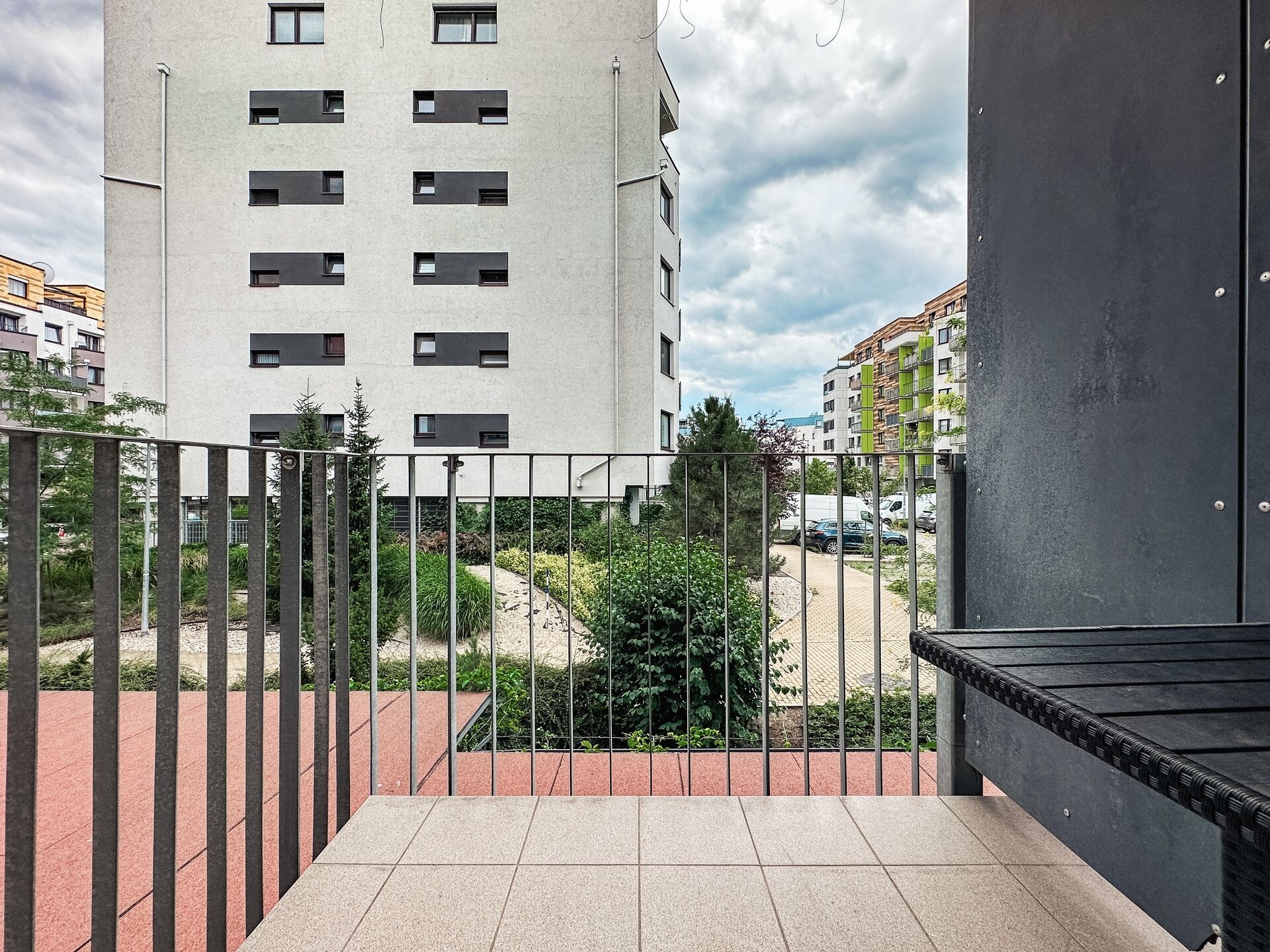 Pronájem bytu 1kk/B, 30 m², ul. Zakšínská, Praha-Střížkov