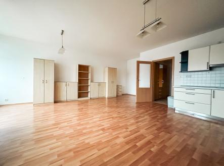 Pronájem bytu, 1+kk, 40 m²