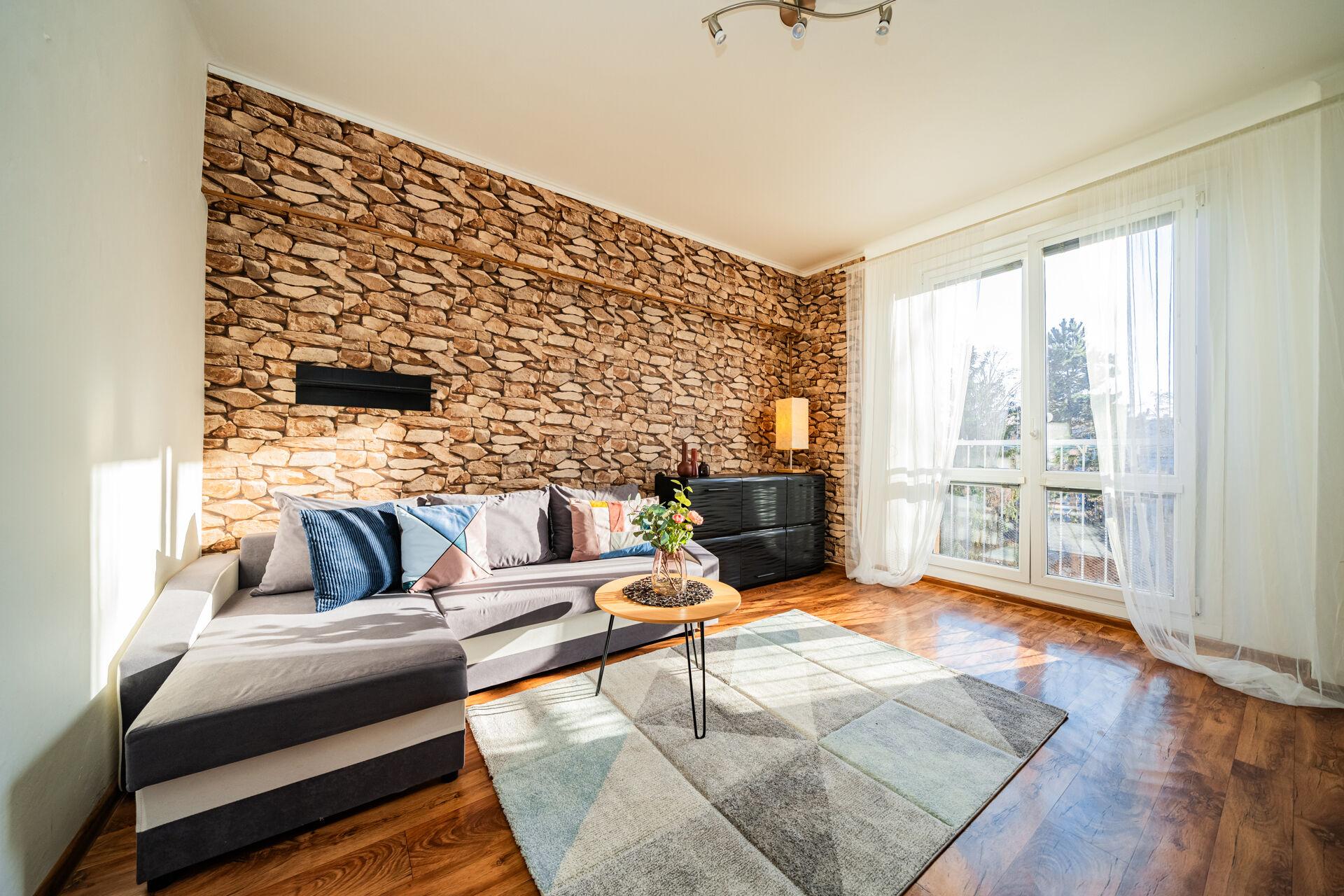 Prodej bytu 2+1, 60m2, P10, ulice Jakutská