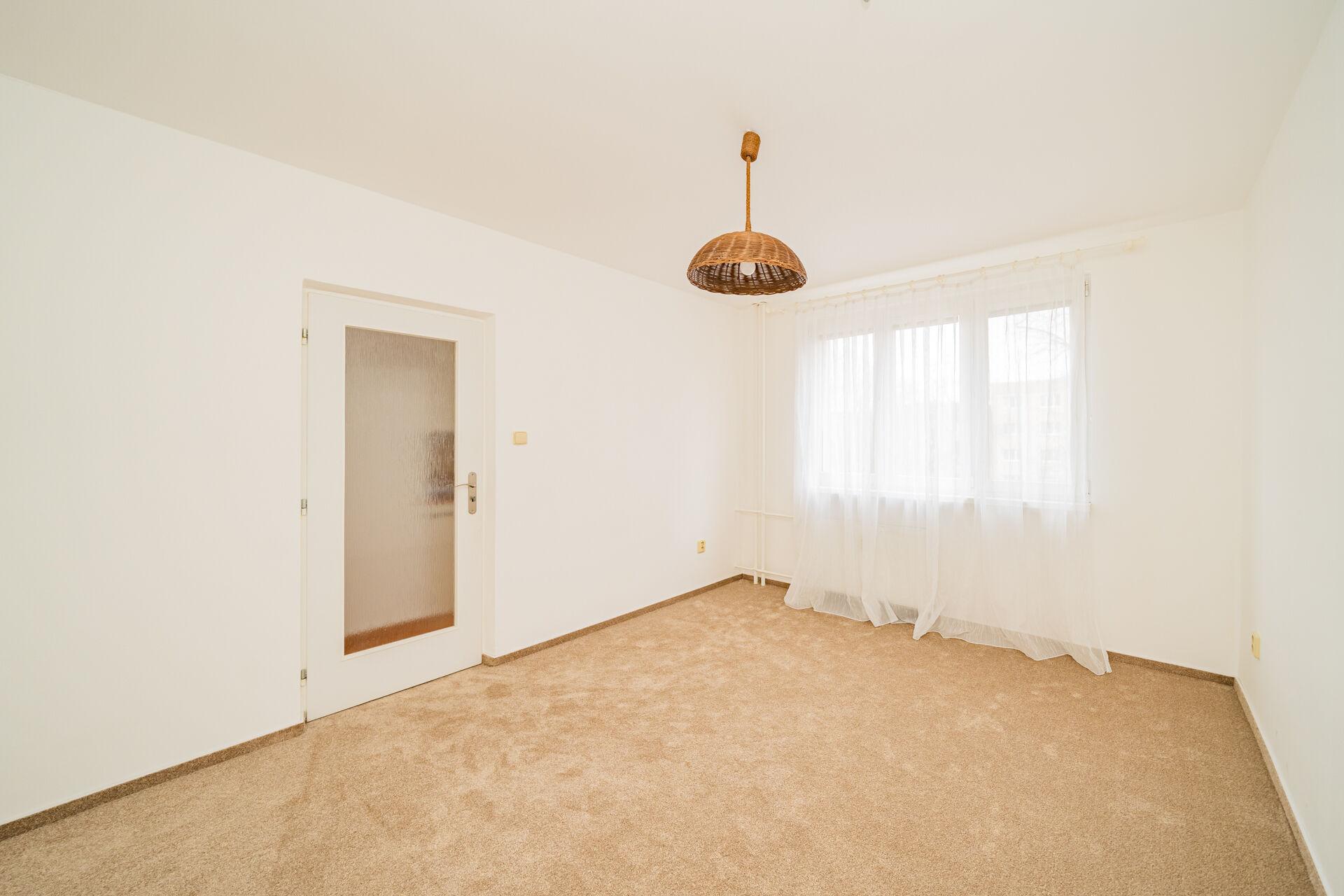 Pronájem 2+1, 58m2, Zeyerova alej, Praha - Břevnov