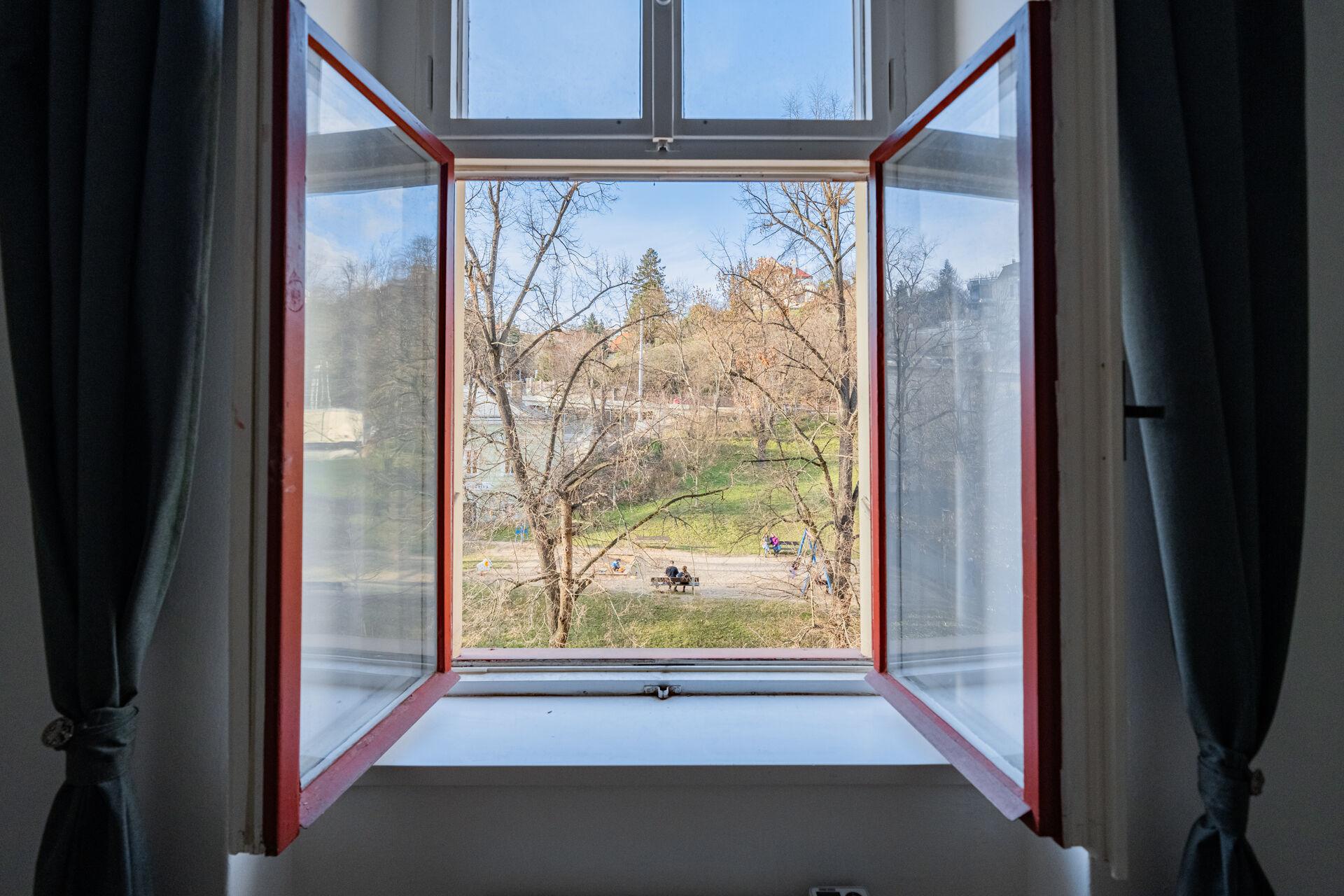 Pronájem bytu 2kk, 39 m2, ul. Holečkova, Praha-Smíchov