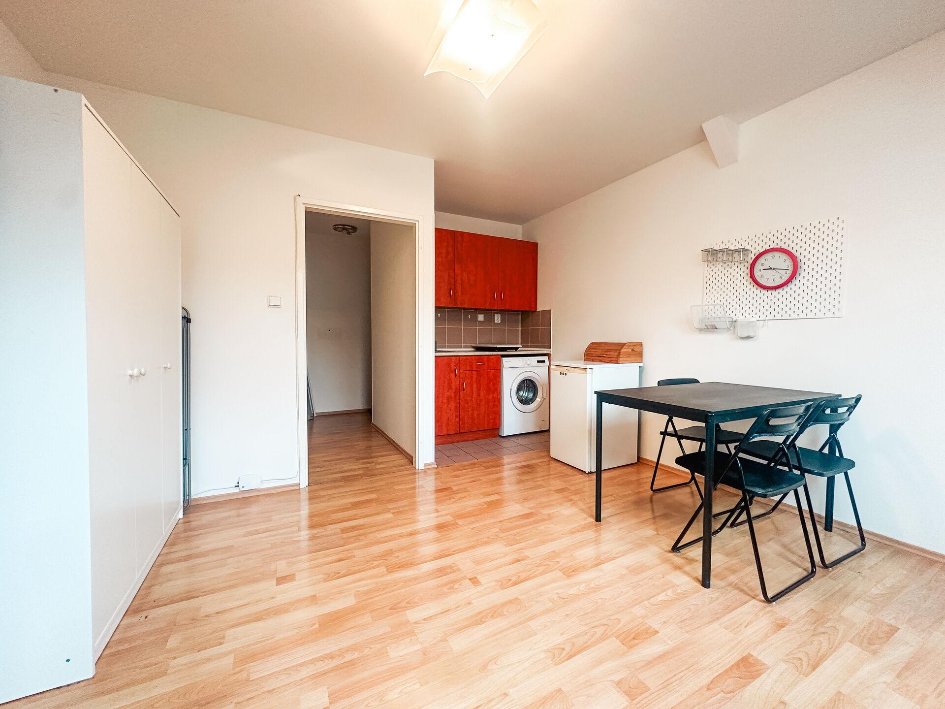 Pronájem bytu 1kk, 26 m², ul. Holečkova, Praha-Smíchov