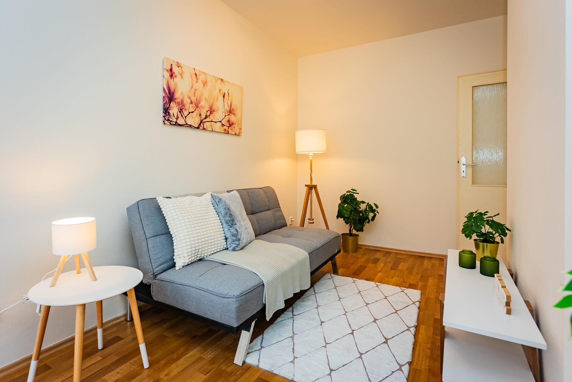 Prodej bytu 2kk/L, 44 m2, včetně komory, možnost parkovacího stání