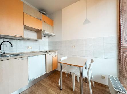 Pronájem bytu, 1+kk, 27 m²