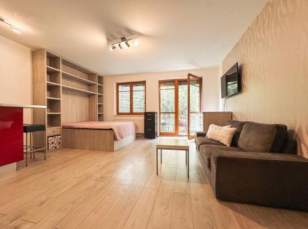 Pronájem bytu, 1+kk, 35 m²