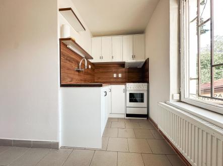 Pronájem kanceláře, 43 m²