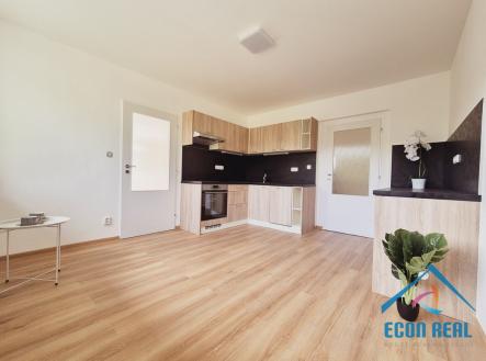 Prodej bytu, 2+1, 150 m²