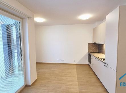Pronájem bytu, 1+kk, 34 m²