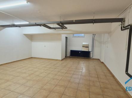 Pronájem kanceláře, 42 m²