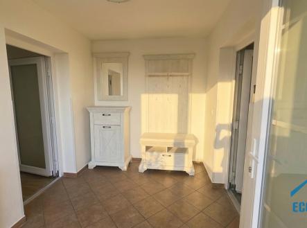 Pronájem domu/vily, 227 m²