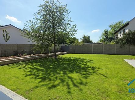 Pronájem bytu, 4+kk, 551 m²