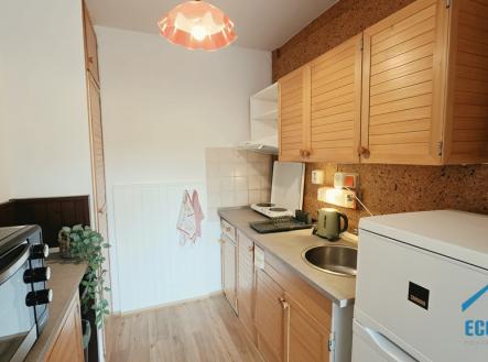 Pronájem bytu, 2+kk, 50 m²