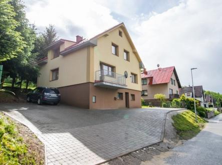 Prodej hotel, 3 246 m²