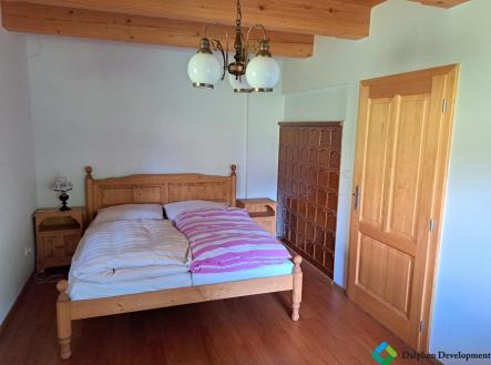 Pronájem - dům/vila, 100 m²
