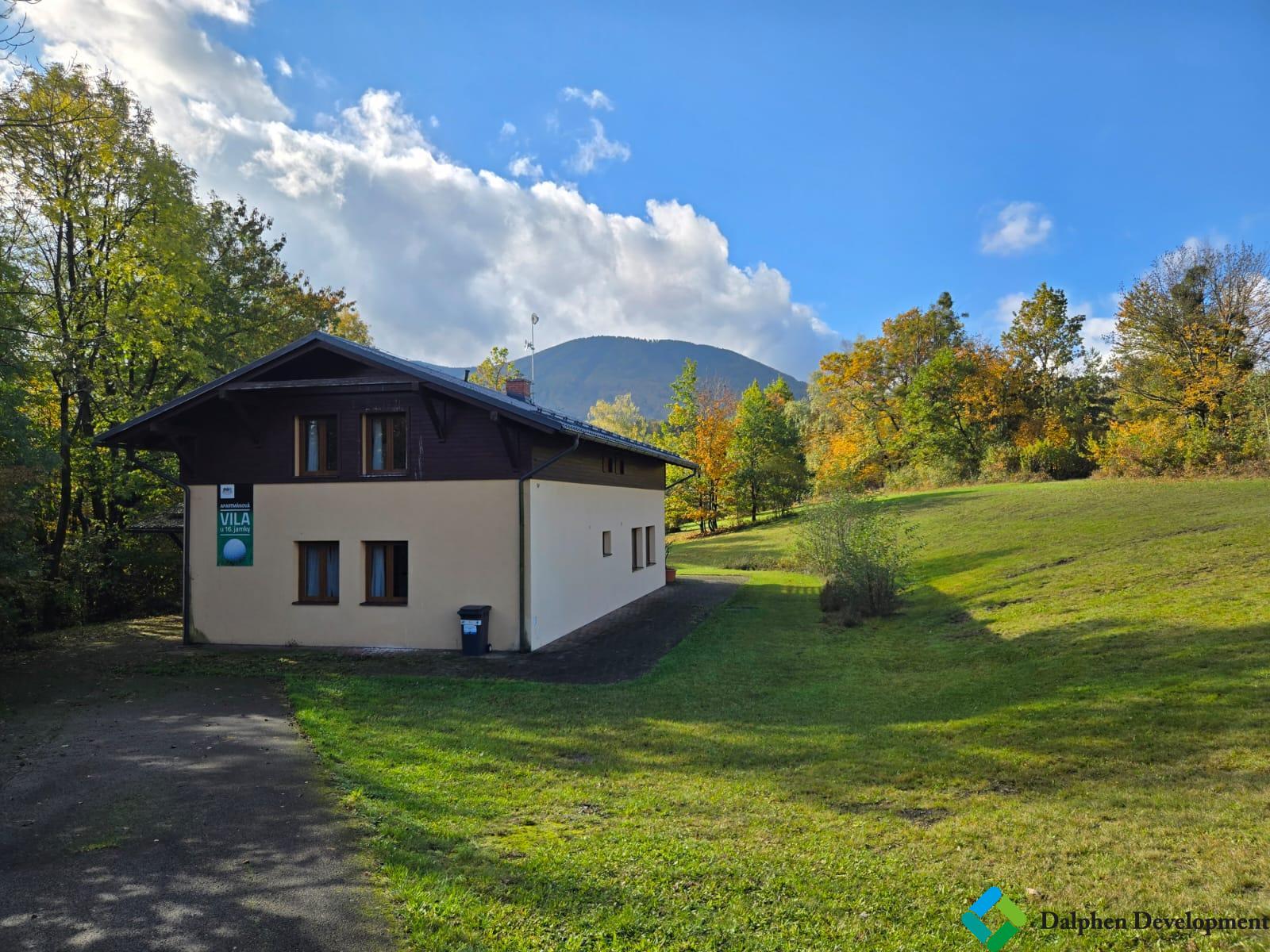 WhatsApp Image 2025-11-04 at 12.35.37.jpeg