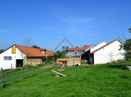 Prodej - dům/vila, 1 500 m²