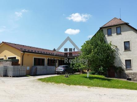 Prodej - dům/vila, 550 m²