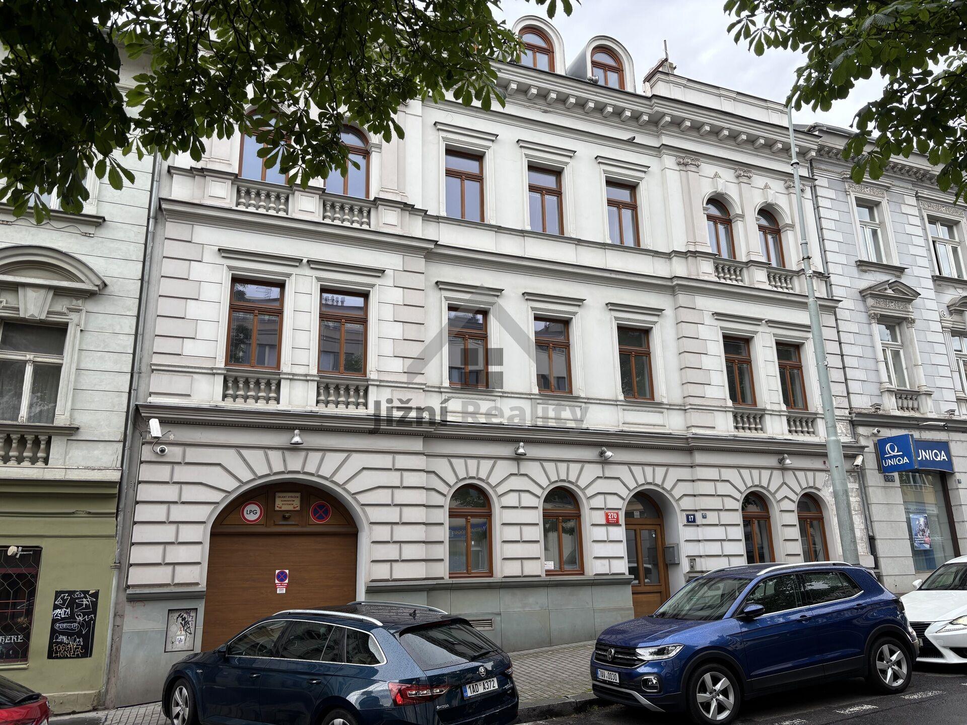 Pronájem kancelářské budovy, Bělohorská, Praha