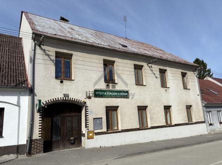 Prodej nájemního domu, 900 m²