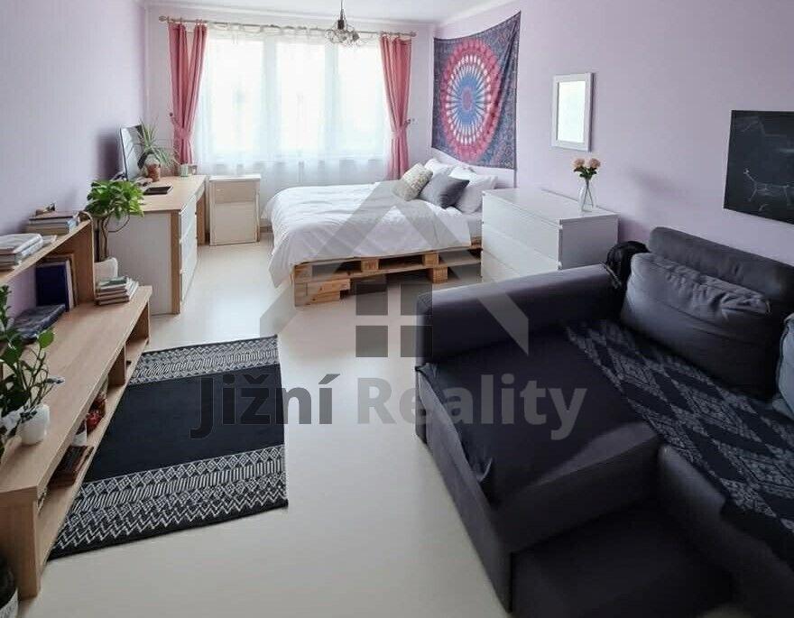 Prodej bytu 3+1/B v Českých Budějovicích