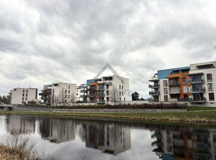 Pronájem bytu, 3+kk, 94 m²