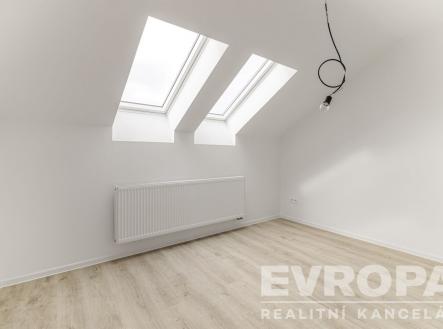 Pronájem bytu, 2+kk, 52 m²