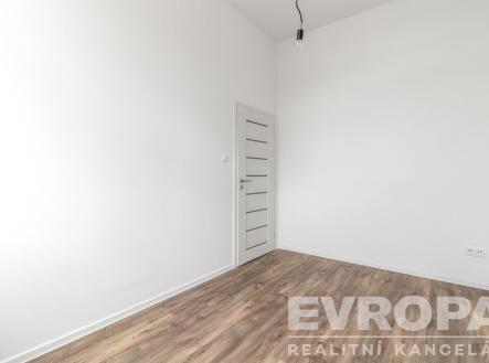 Pronájem bytu, 2+kk, 43 m²