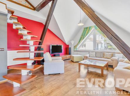 Prodej domu/vily, 375 m²