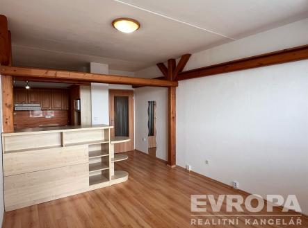 Prodej bytu, garsoniéra, 32 m²