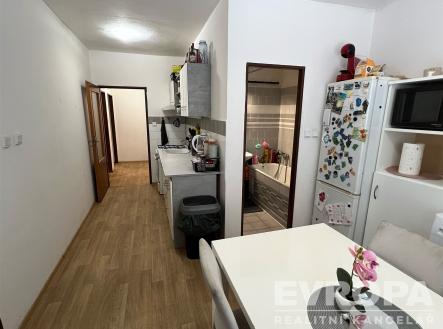 Pronájem bytu, 3+1, 75 m²