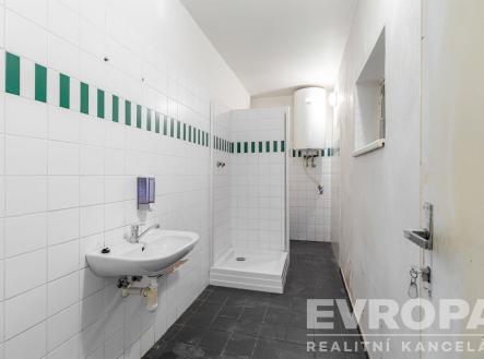 Prodej skladovací prostor, 819 m²