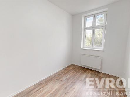 Pronájem bytu, 2+kk, 39 m²