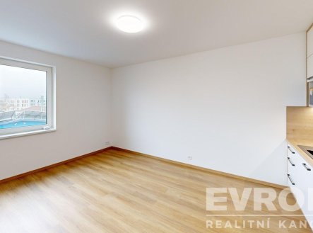Pronájem bytu, 1+kk, 35 m²