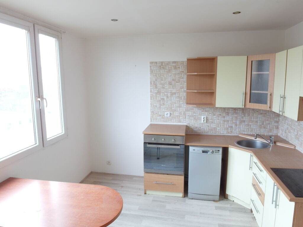 Pronájem, byt, 1+1, 36 m2, 5.podlaží, OV, Sídliště za Chlumem, Bílina