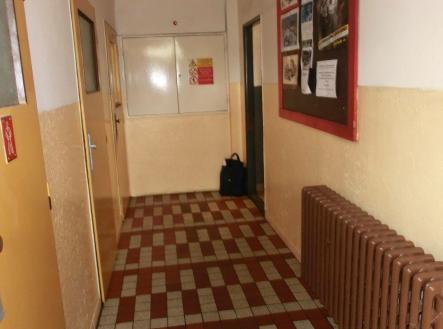 Pronájem výrobní prostor, 100 m²