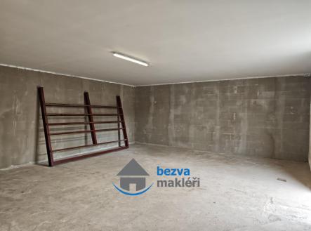 Pronájem - komerční objekt, sklad, 60 m²