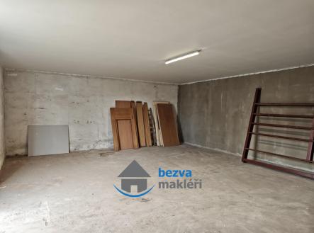 Pronájem - komerční objekt, sklad, 60 m²
