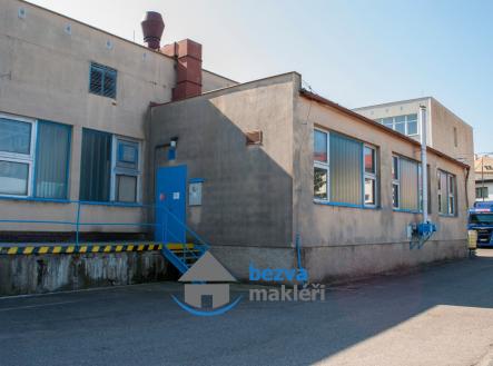 Pronájem komerčního objektu, výroba, 377 m²