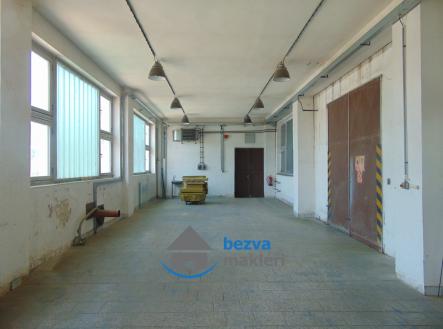 Pronájem komerčního objektu, výroba, 377 m²