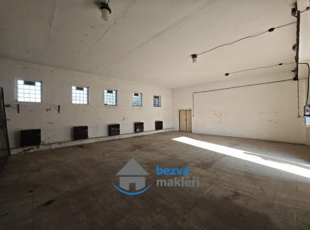 Pronájem komerčního objektu, výroba, 80 m²