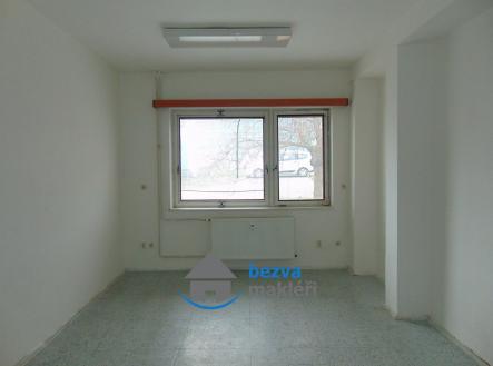 Pronájem komerčního objektu, sklad, 19 m²