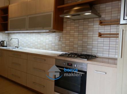 Pronájem bytu, 3+kk, 62 m²