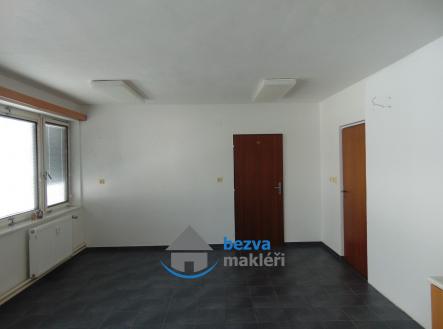 Pronájem kanceláře, 53 m²