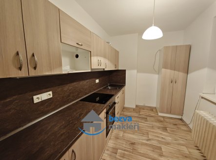Pronájem, Byty 2+1, 52  m² - Skuteč